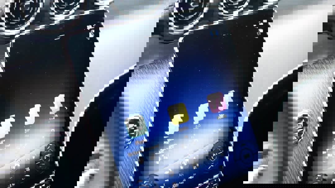 Certified 2025 Mercedes-Benz GLC 300 4MATIC image 17