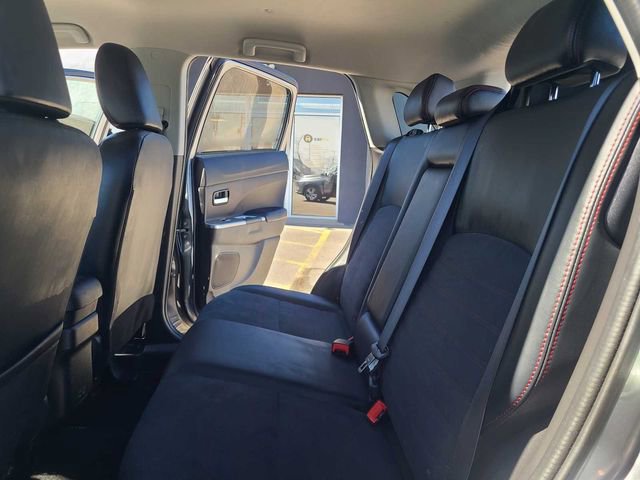 Used 2024 Mitsubishi Outlander Sport SE image 22