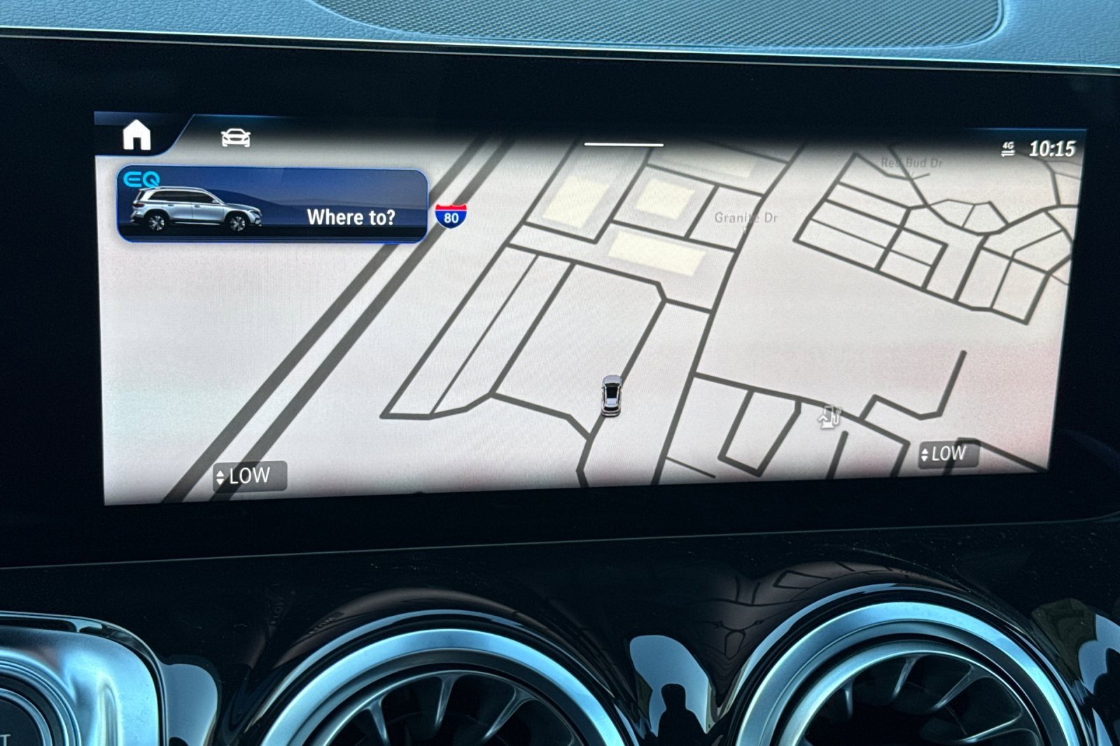 Used 2024 Mercedes-Benz EQB 300 4MATIC image 23