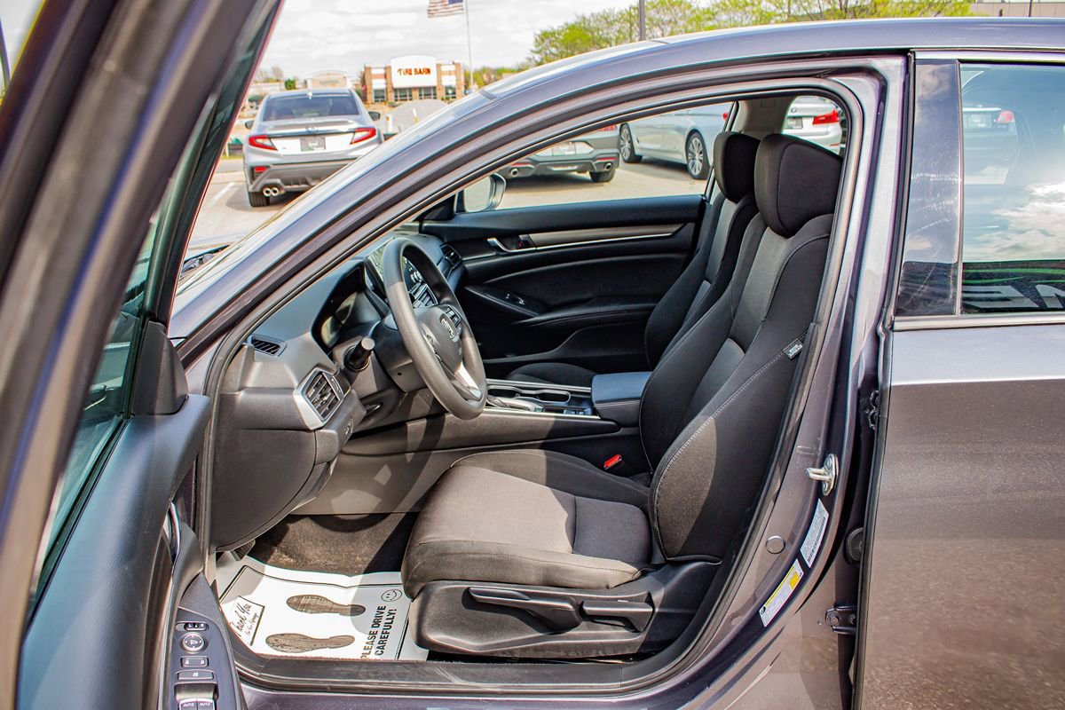 Used 2020 Honda Accord LX image 12