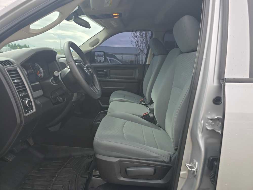 Used 2019 RAM 1500 Express w/ Express Value Package AWD/4WD image 10