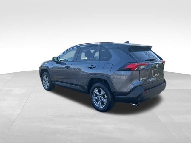 Certified 2024 Toyota RAV4 XLE AWD/4WD image 4