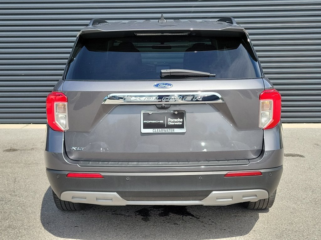 Used 2024 Ford Explorer XLT w/ Equipment Group 202A RWD image 6