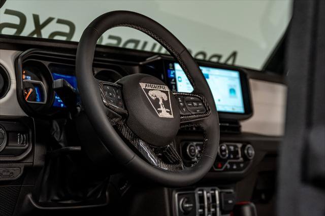 Used 2025 Jeep Gladiator Sport AWD/4WD image 28