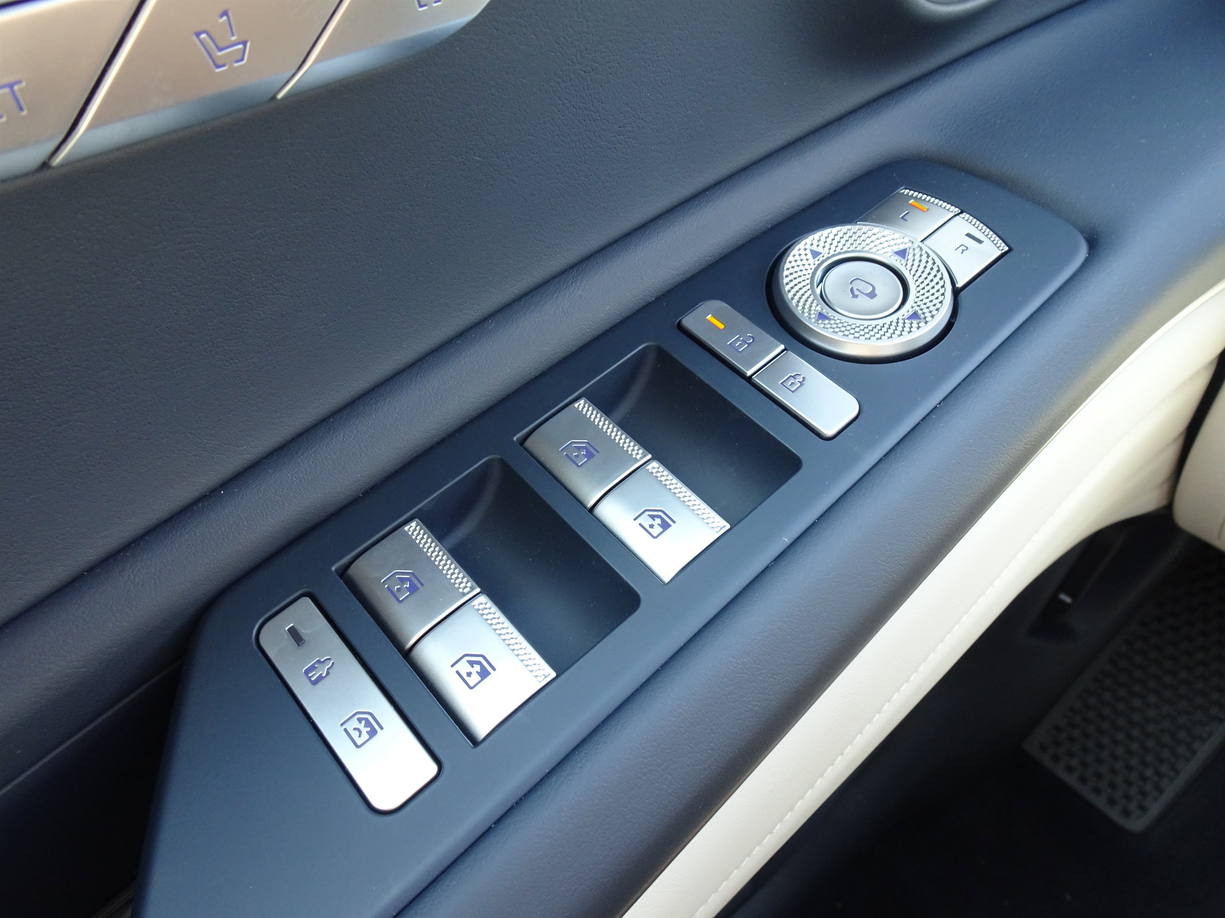 New 2025 Genesis GV80 3.5T Prestige image 20