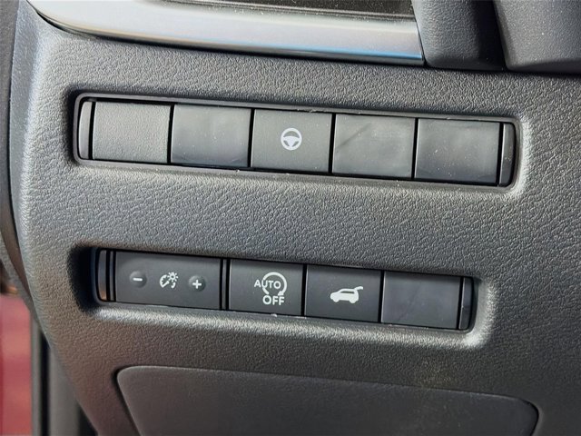 Certified 2026 Nissan Rogue SV FWD image 10
