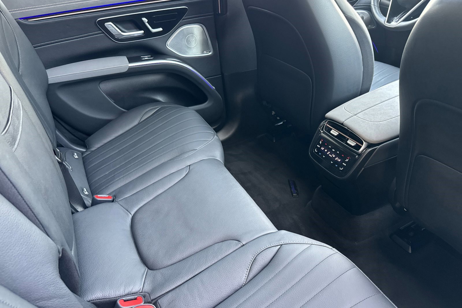 Certified 2023 Mercedes-Benz EQS 450+ SUV image 31