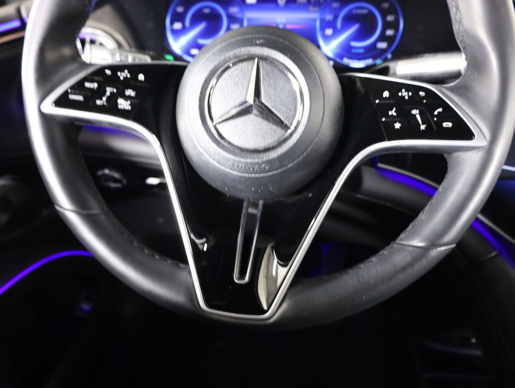 Used 2023 Mercedes-Benz EQS 580 4MATIC SUV w/ Exclusive Trim Package image 35