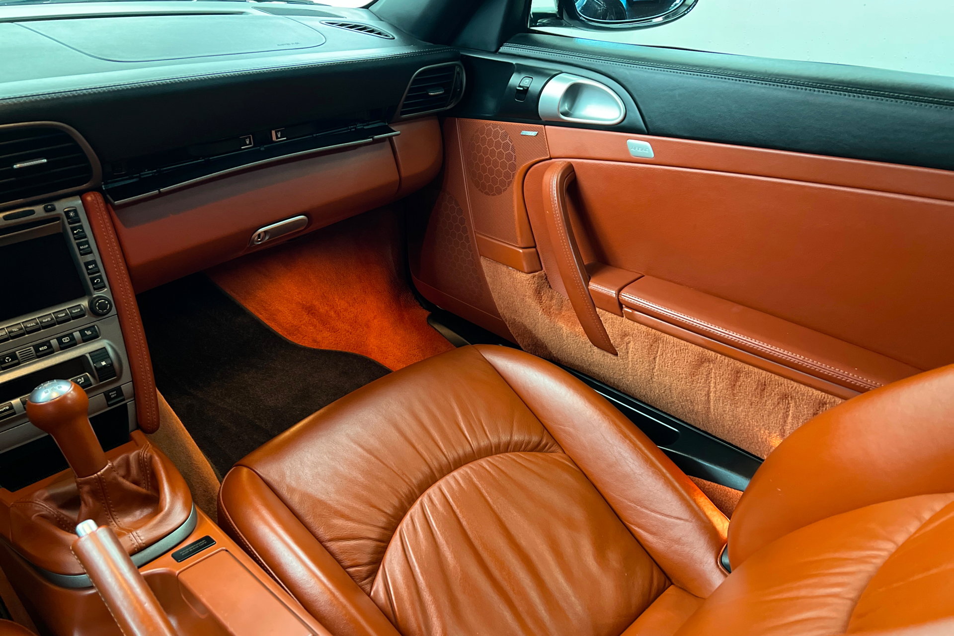 Used 2006 Porsche 911 Cabriolet image 10