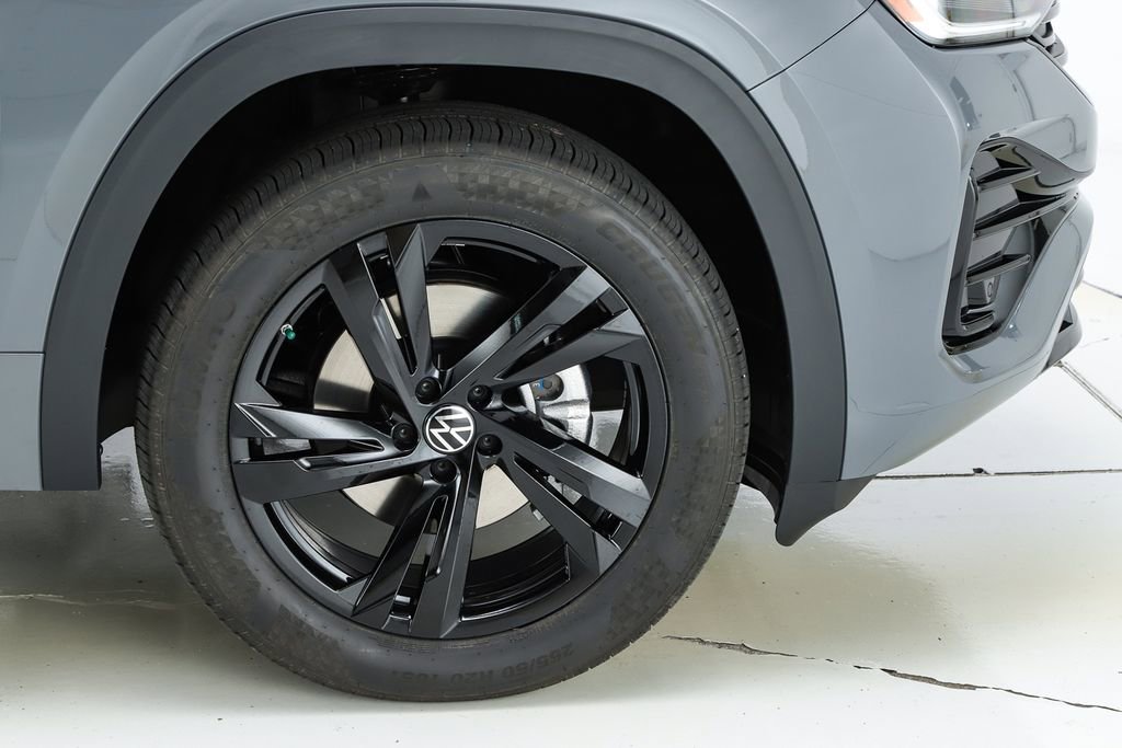 New 2026 Volkswagen Atlas Cross Sport SEL R-Line image 53