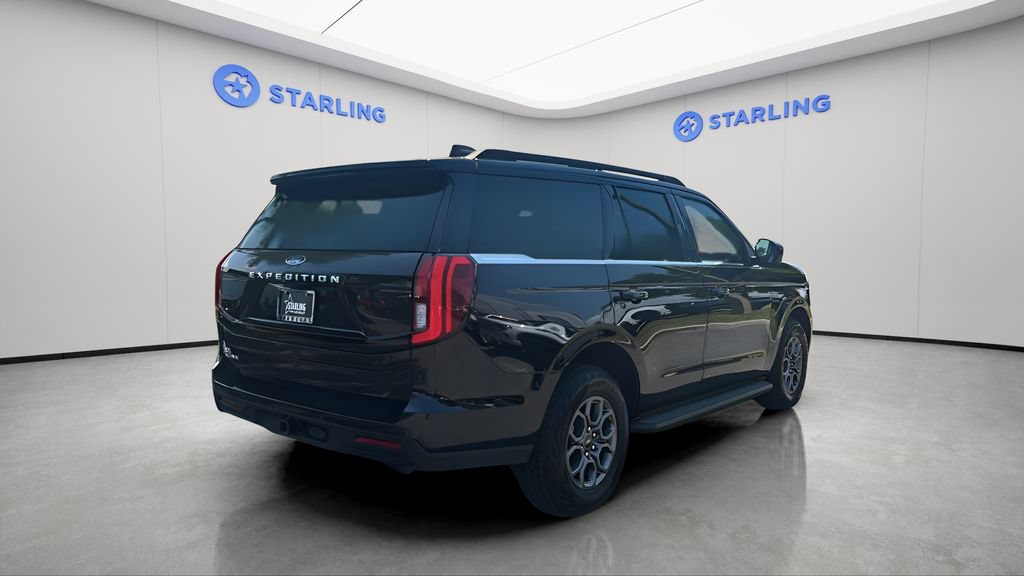 Used 2025 Ford Expedition Active AWD/4WD image 19