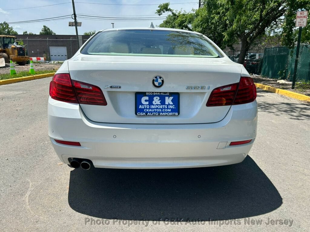 Used 2014 BMW 528i xDrive Sedan AWD/4WD image 12