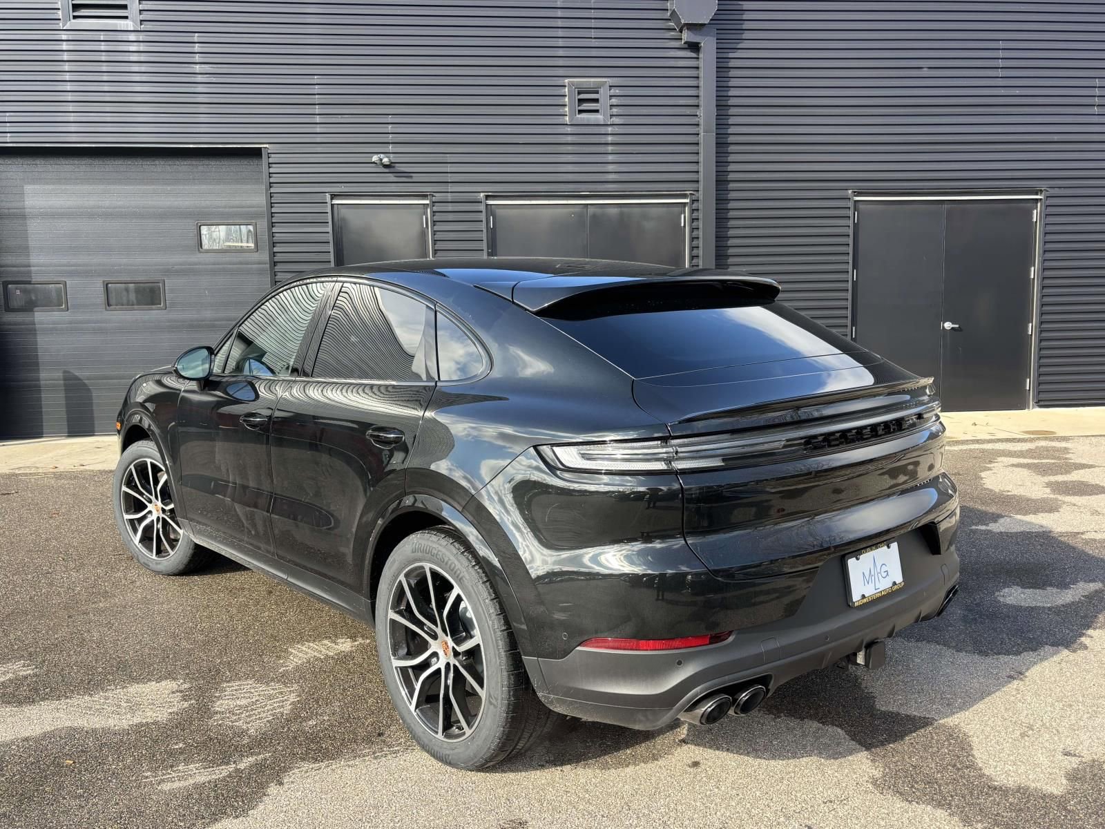 New 2026 Porsche Cayenne Coupe image 8