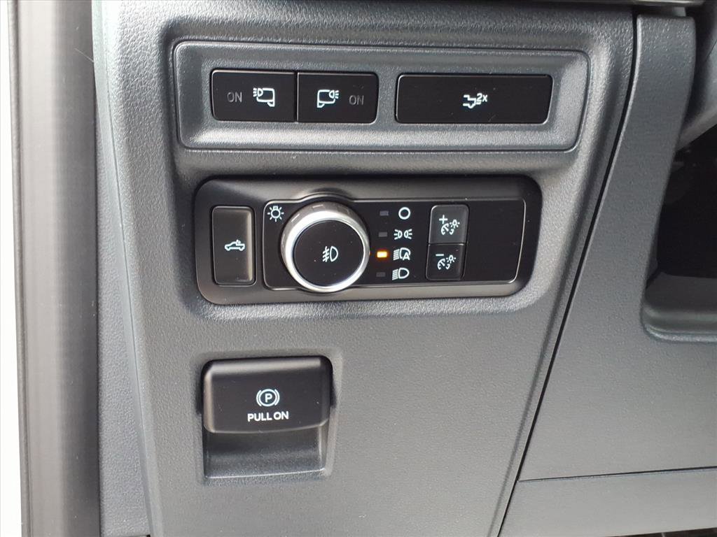 Certified 2022 Ford F150 XLT w/ Equipment Group 302A High image 15