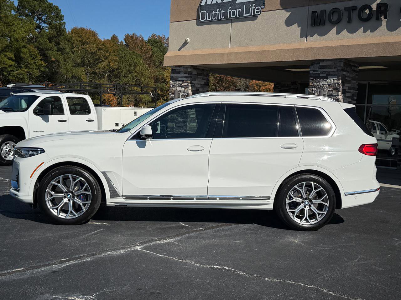 Used 2019 BMW X7 xDrive50i w/ Dynamic Handling Package AWD/4WD image 2