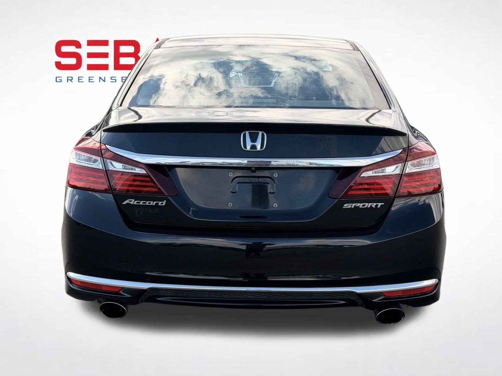 Used 2017 Honda Accord Sport image 6