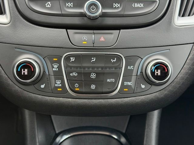 Used 2025 Chevrolet Malibu LT image 24