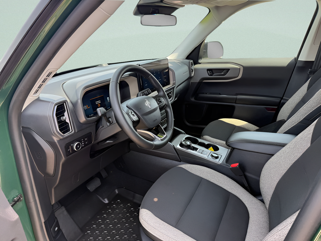 Used 2025 Ford Bronco Sport Big Bend w/ Convenience Package AWD/4WD image 4