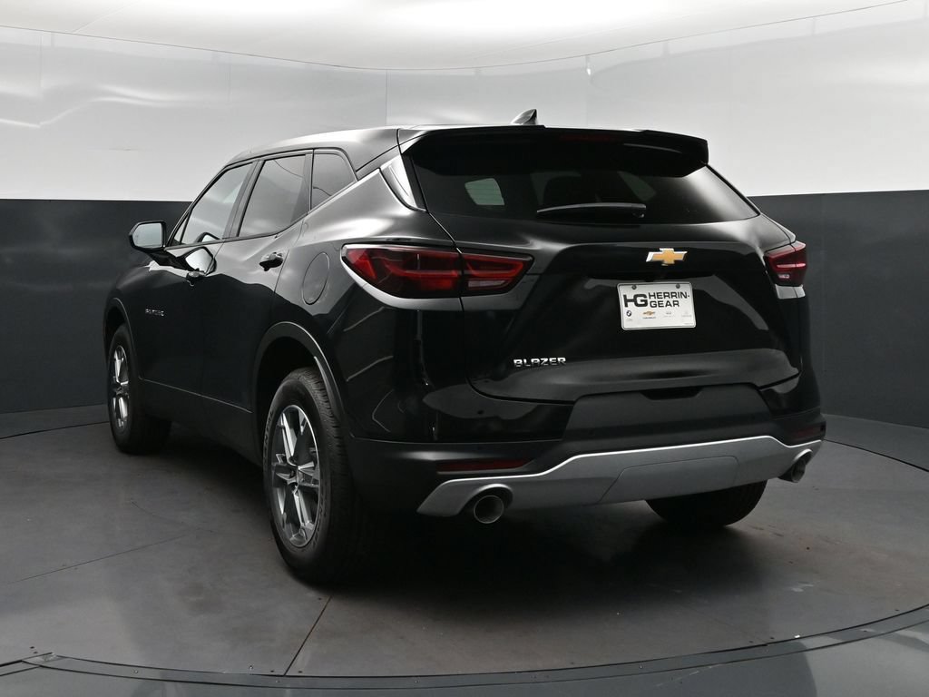 New 2026 Chevrolet Blazer LT FWD image 5