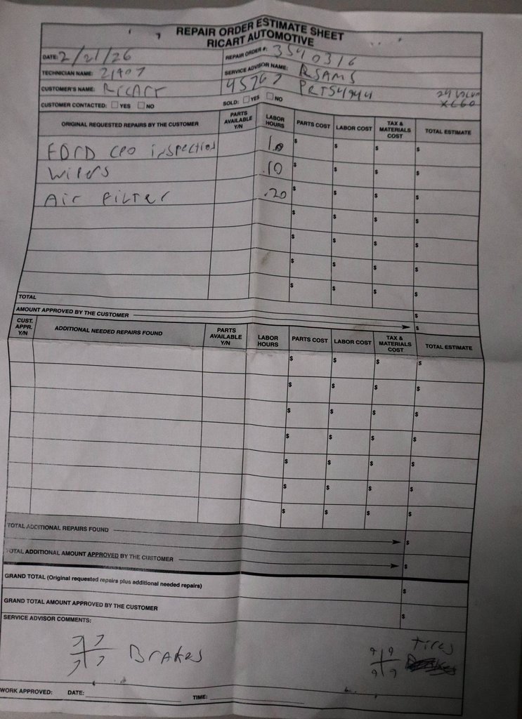 Used 2024 Volvo XC60 T8 Core image 4