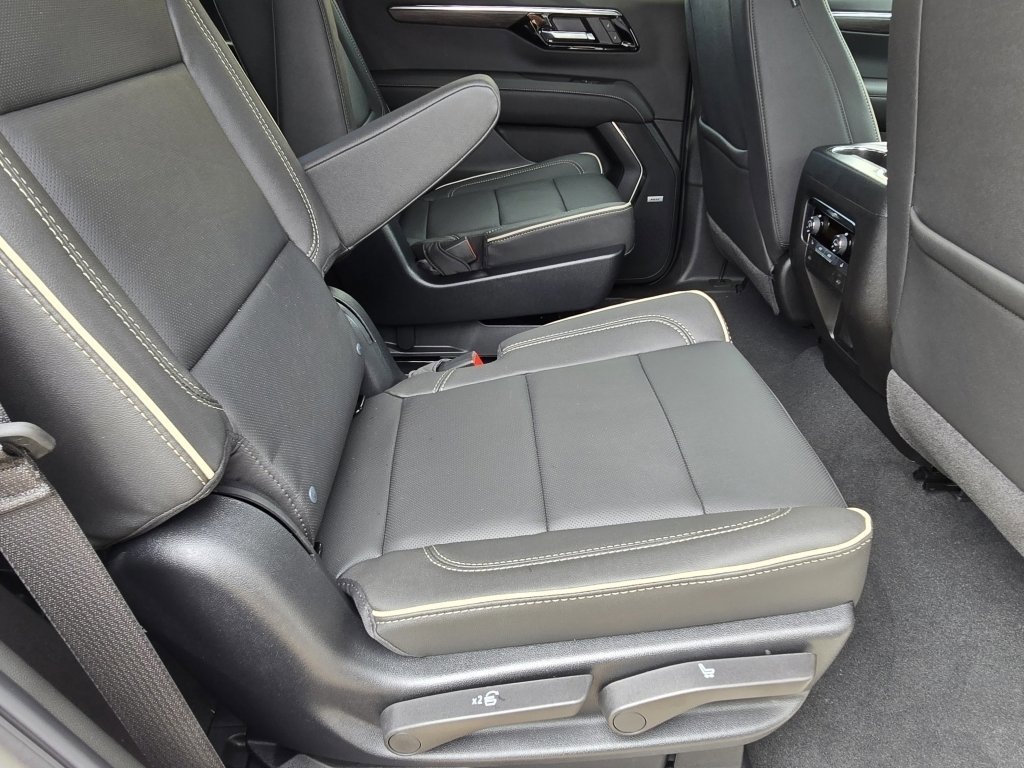 New 2025 Chevrolet Tahoe Premier image 13