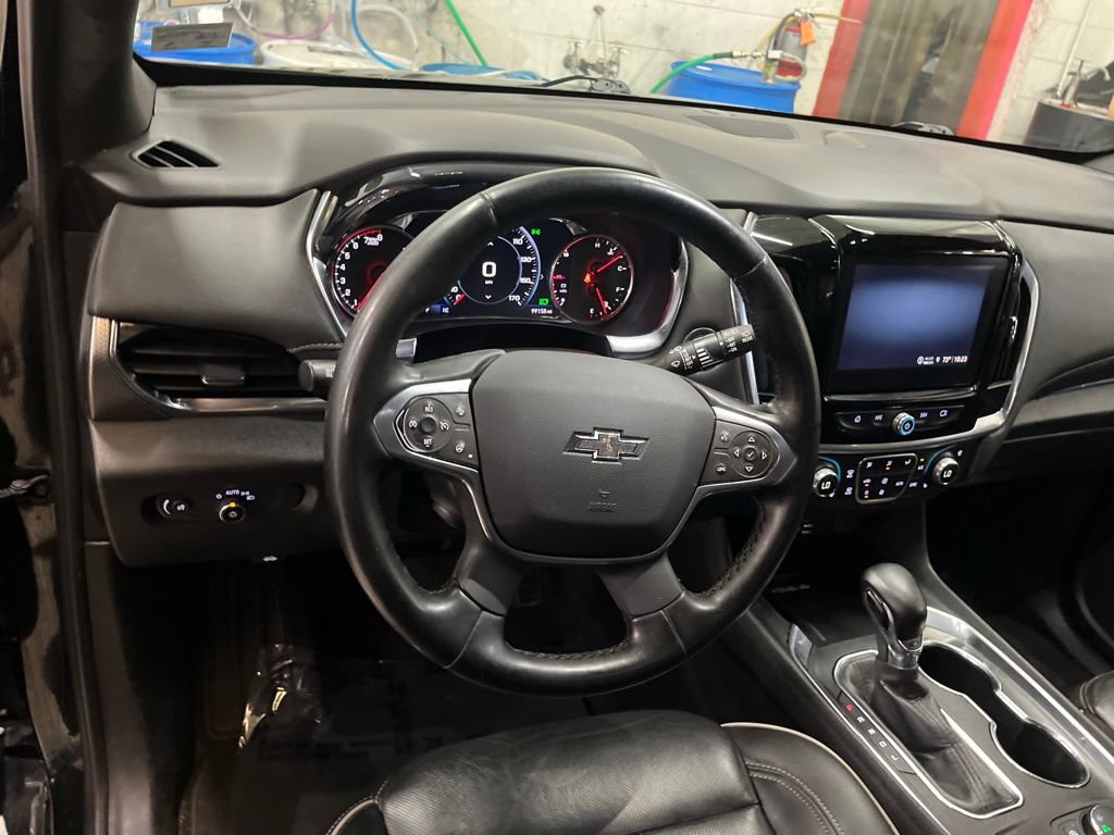 Used 2023 Chevrolet Traverse Premier w/ Redline Edition FWD image 16
