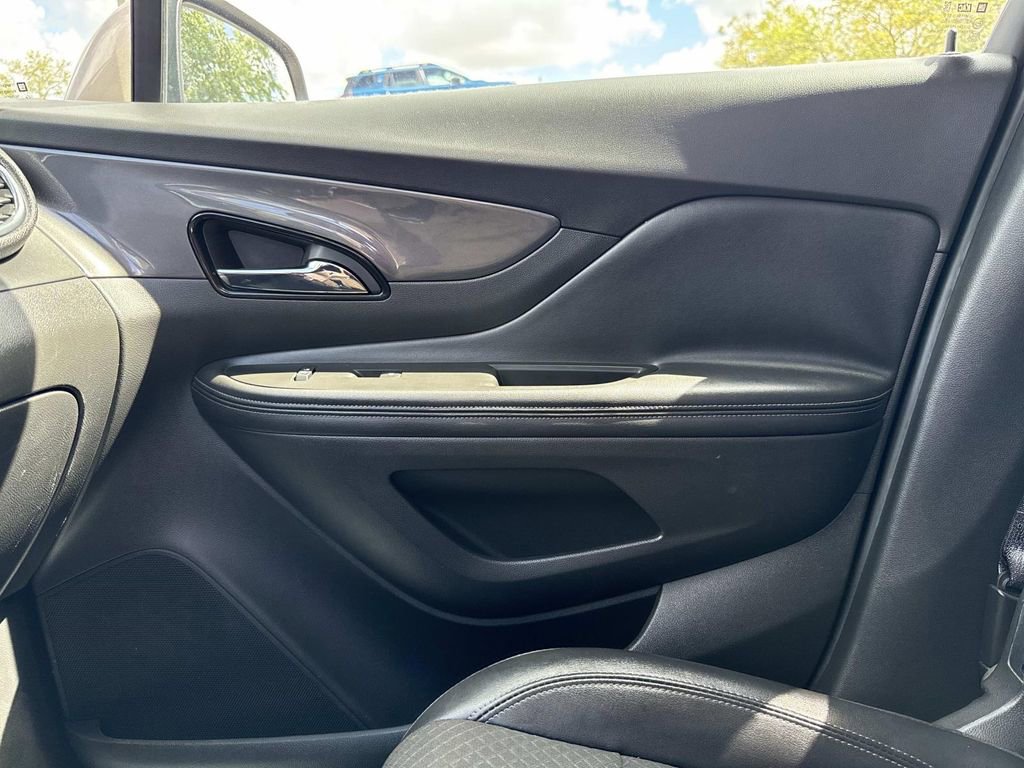 Used 2018 Buick Encore Sport Touring w/ Safety Package image 28