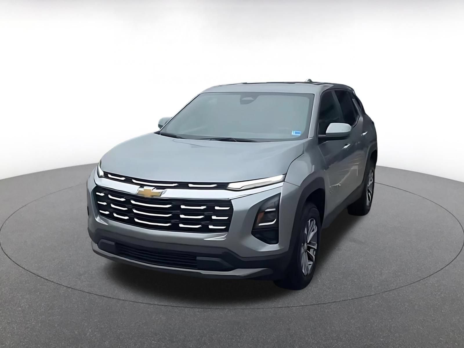 Used 2025 Chevrolet Equinox LT FWD image 7