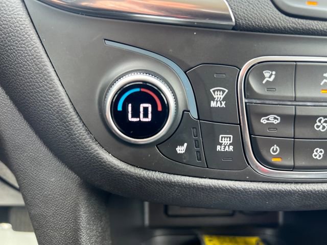 Certified 2023 Chevrolet Equinox LT w/ Driver Convenience Package image 24