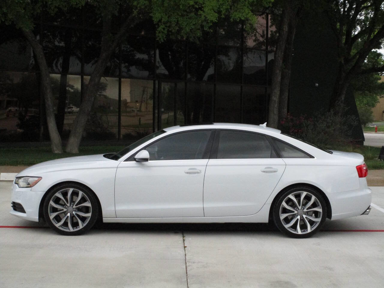 Used 2014 Audi A6 2.0T Premium Plus w/ Premium Plus Package AWD/4WD image 2