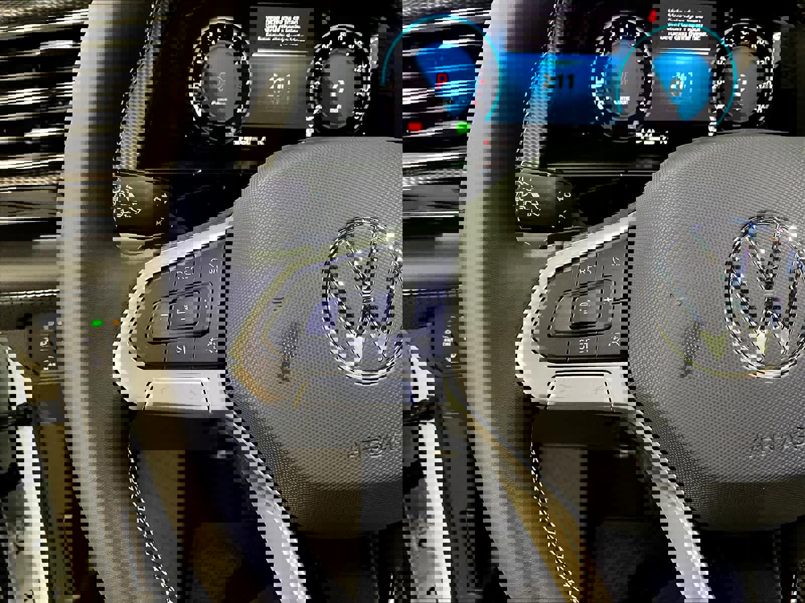 New 2026 Volkswagen Atlas Cross Sport SEL image 17