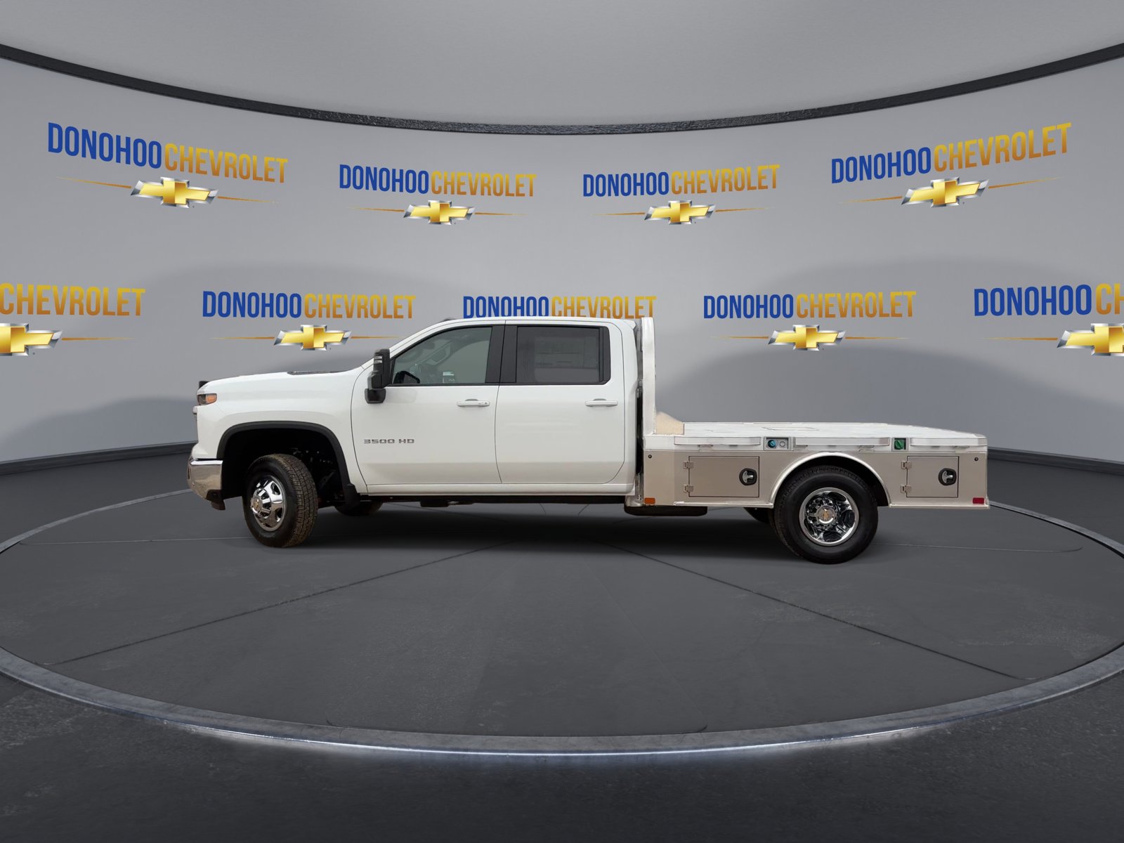 New 2026 Chevrolet Silverado 3500 LT w/ Convenience Package image 9