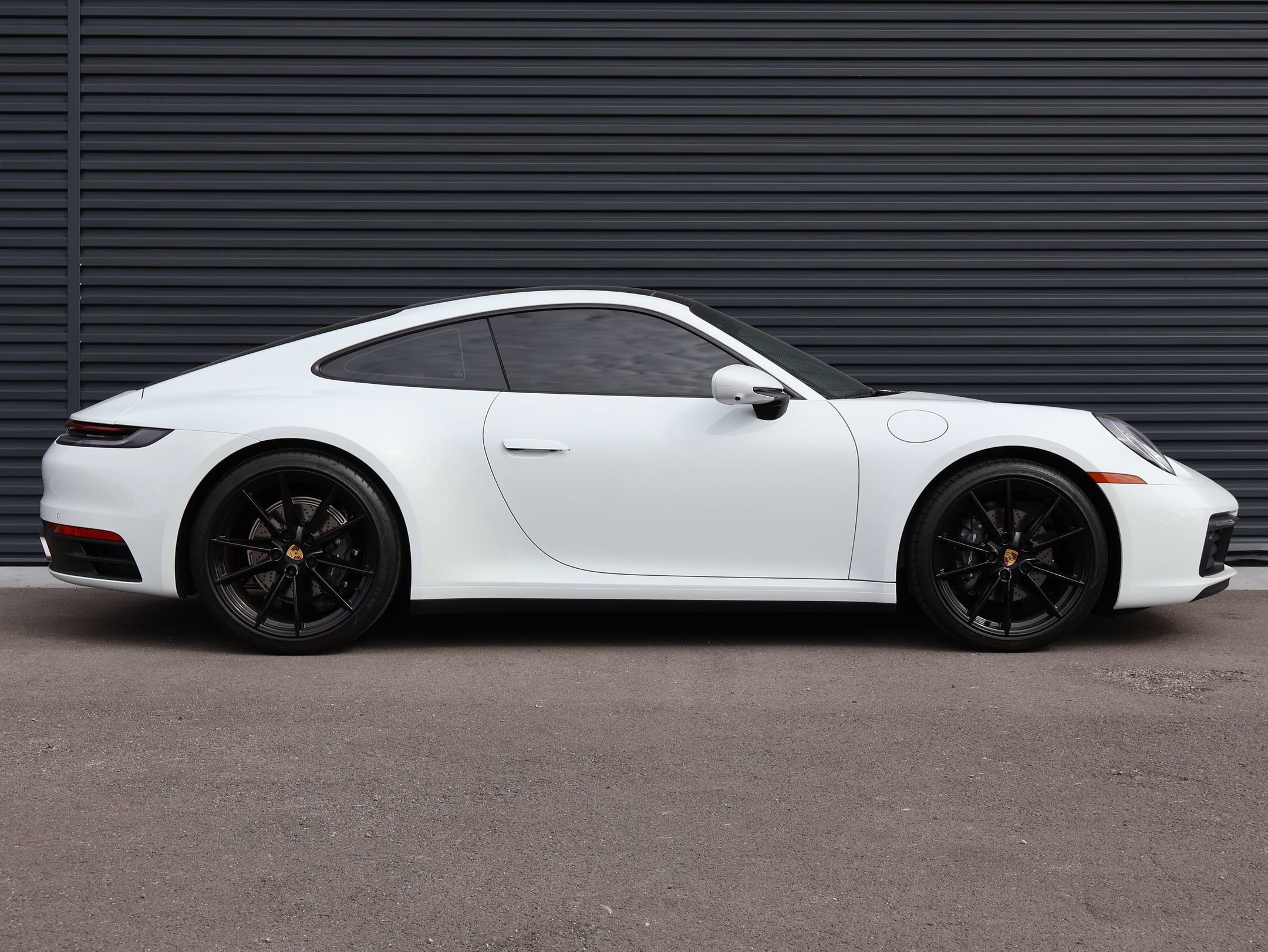 Used 2023 Porsche 911 Carrera RWD image 8
