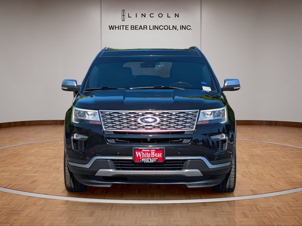 Used 2019 Ford Explorer Platinum AWD/4WD image 2