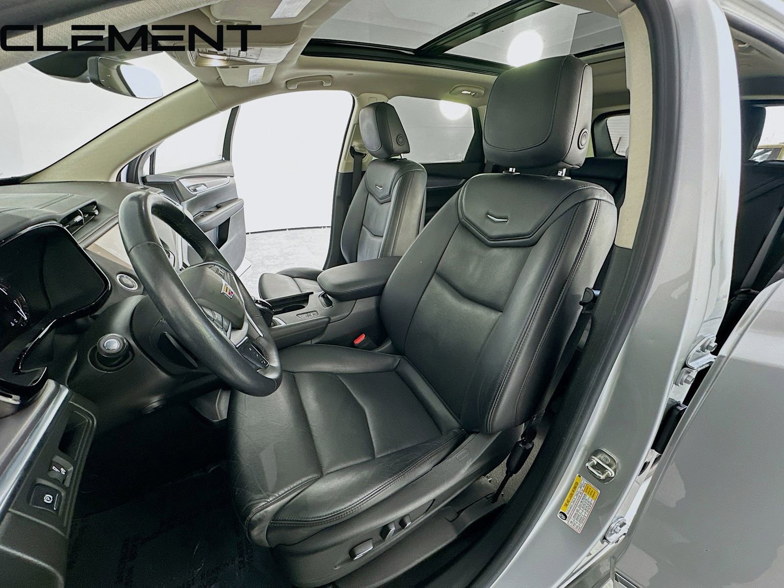 Used 2018 Cadillac XT5 Premium Luxury image 30