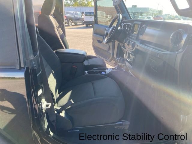 Used 2023 Jeep Wrangler Willys image 24