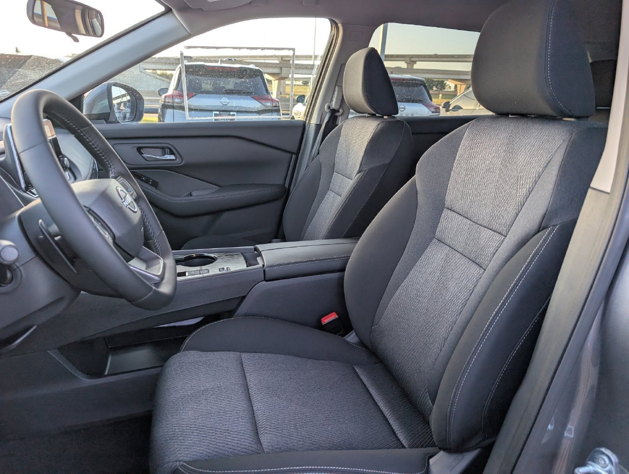 New 2025 Nissan Rogue SV FWD image 19