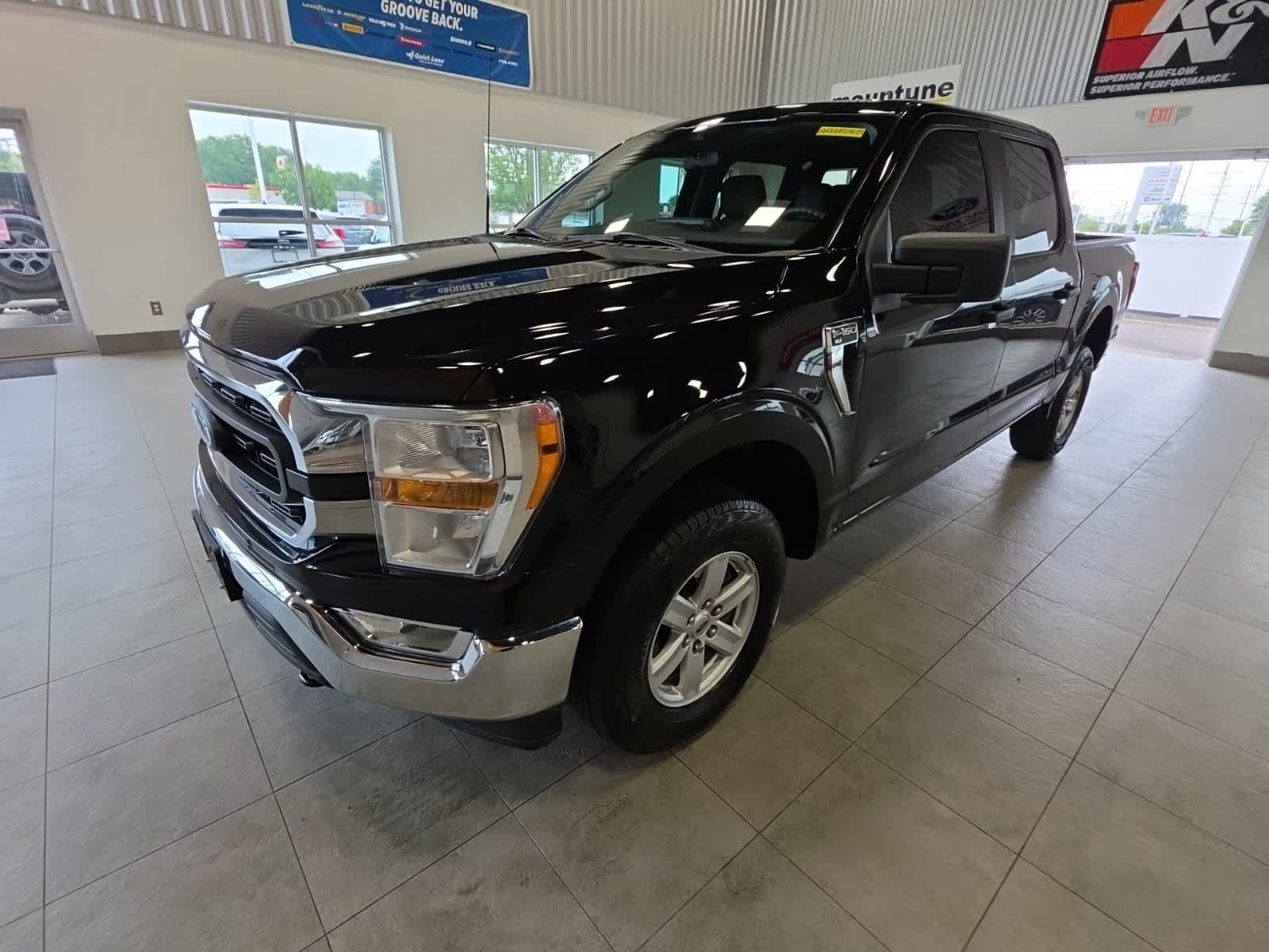Used 2022 Ford F150 XLT w/ Trailer Tow Package AWD/4WD image 1