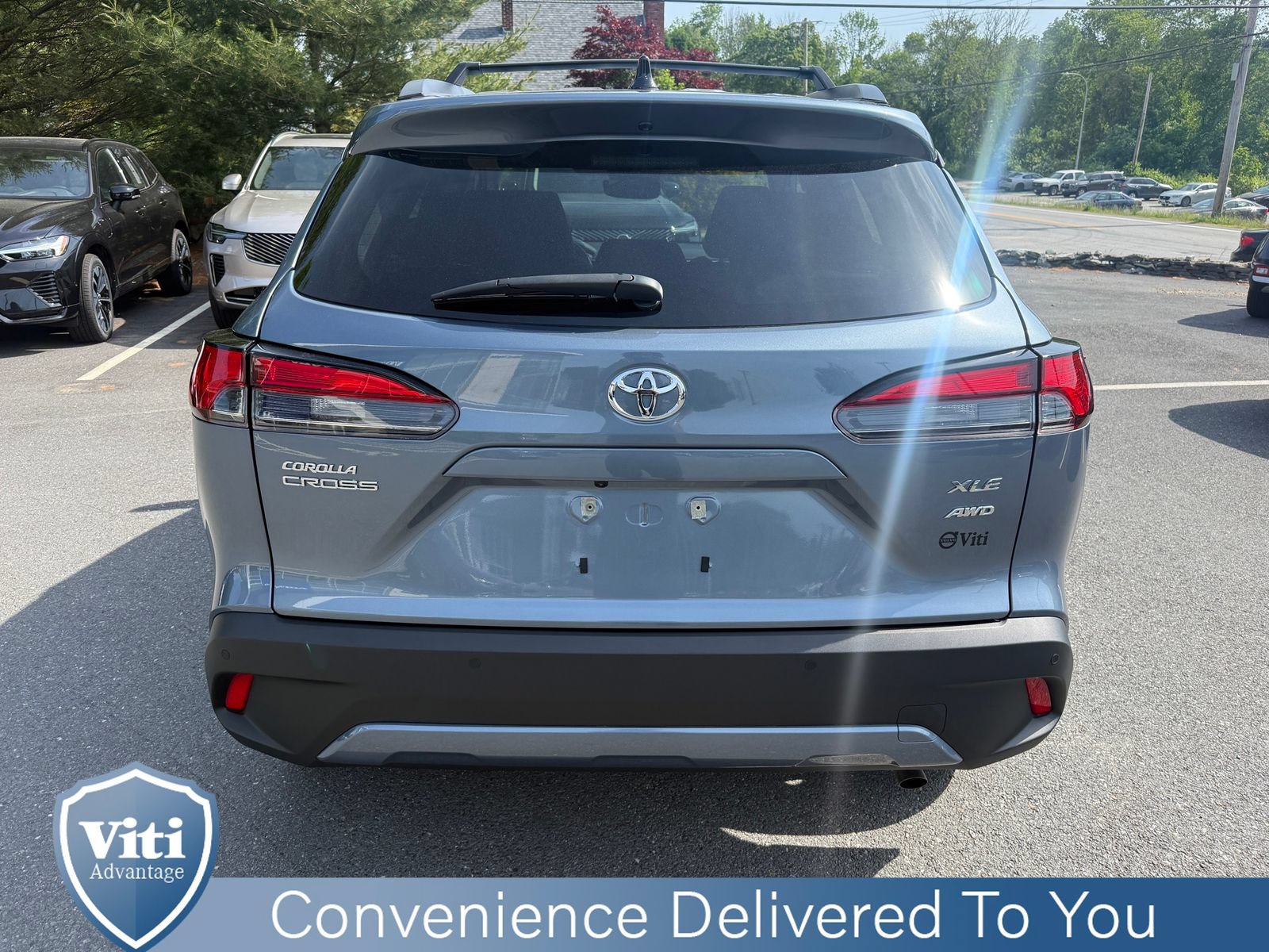 Used 2025 Toyota Corolla Cross XLE w/ Convenience Package AWD/4WD image 7