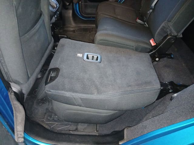 Used 2020 Jeep Wrangler Unlimited Sahara image 46