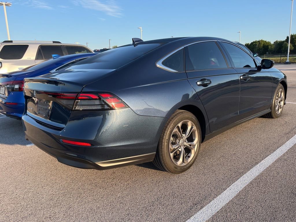 Used 2023 Honda Accord EX image 3