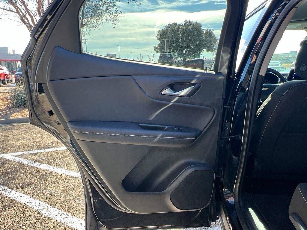 Used 2023 Chevrolet Blazer LT w/ Convenience Package image 10