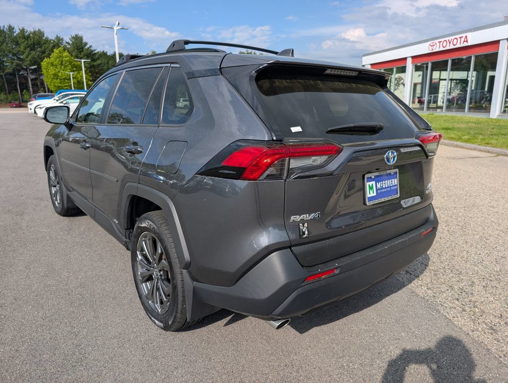 Used 2023 Toyota RAV4 XLE Premium AWD/4WD image 3