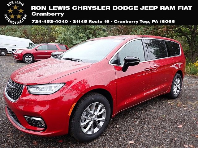 New 2026 Chrysler Pacifica Select image 1