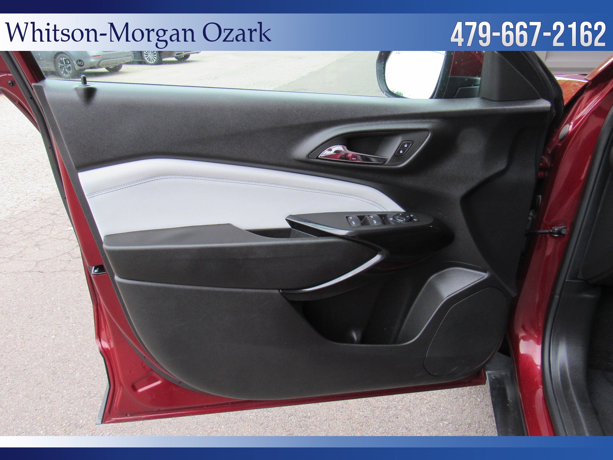 Used 2024 Chevrolet Trax LT w/ Driver Confidence Package FWD image 30