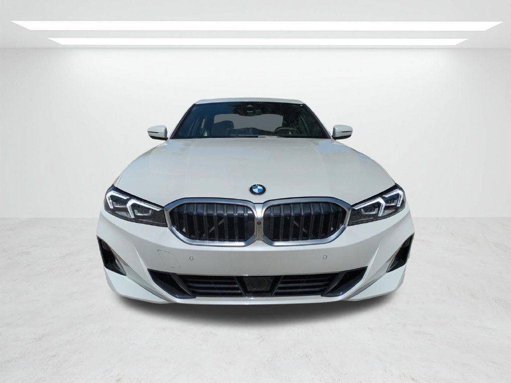 New 2026 BMW 330i xDrive Sedan w/ Premium Package AWD/4WD image 9