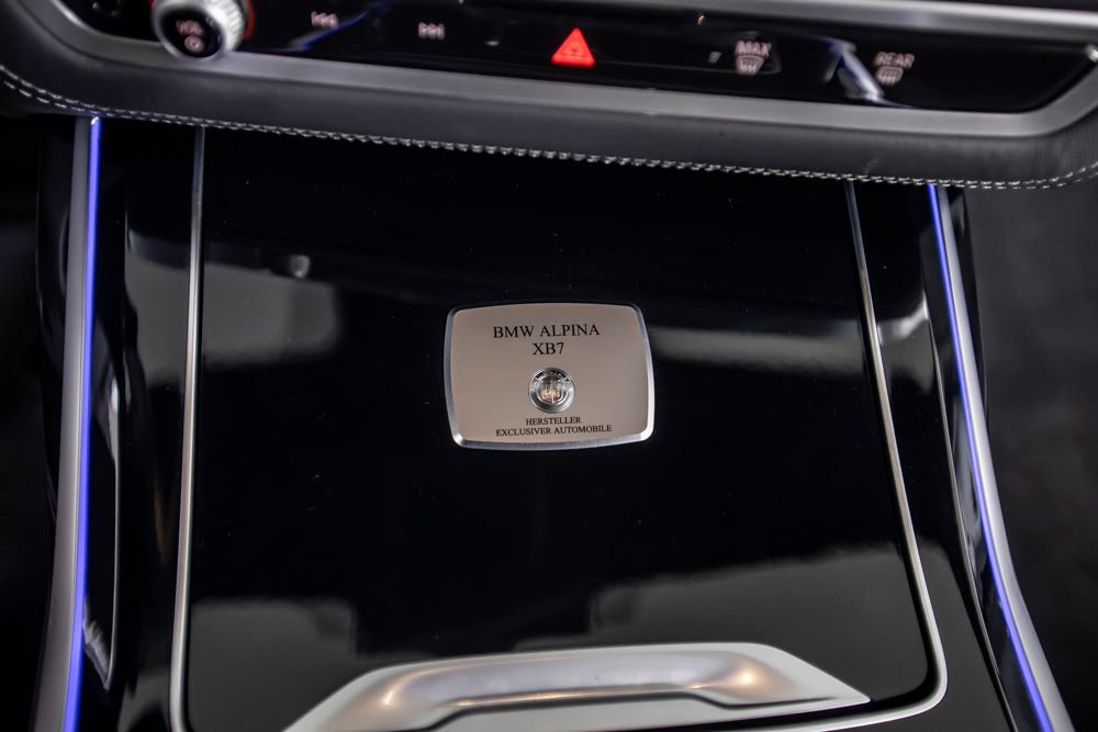 Used 2024 BMW ALPINA XB7 AWD/4WD image 38