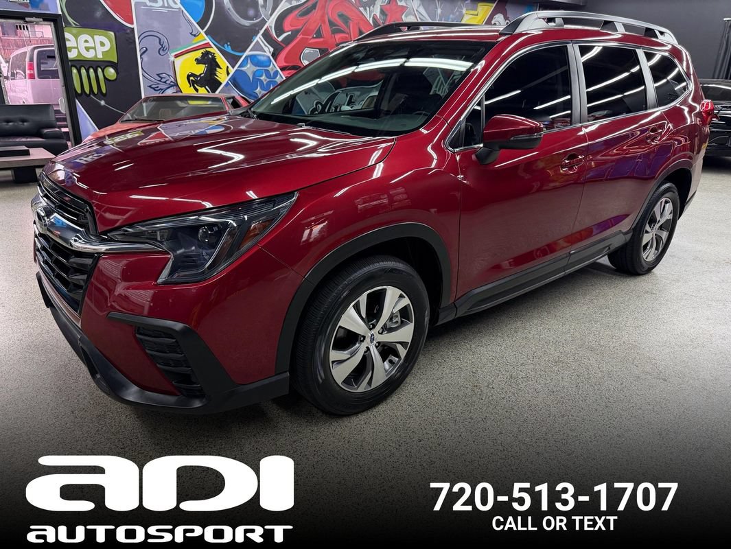 Used 2023 Subaru Ascent Premium w/ Convenience Package AWD/4WD image 1