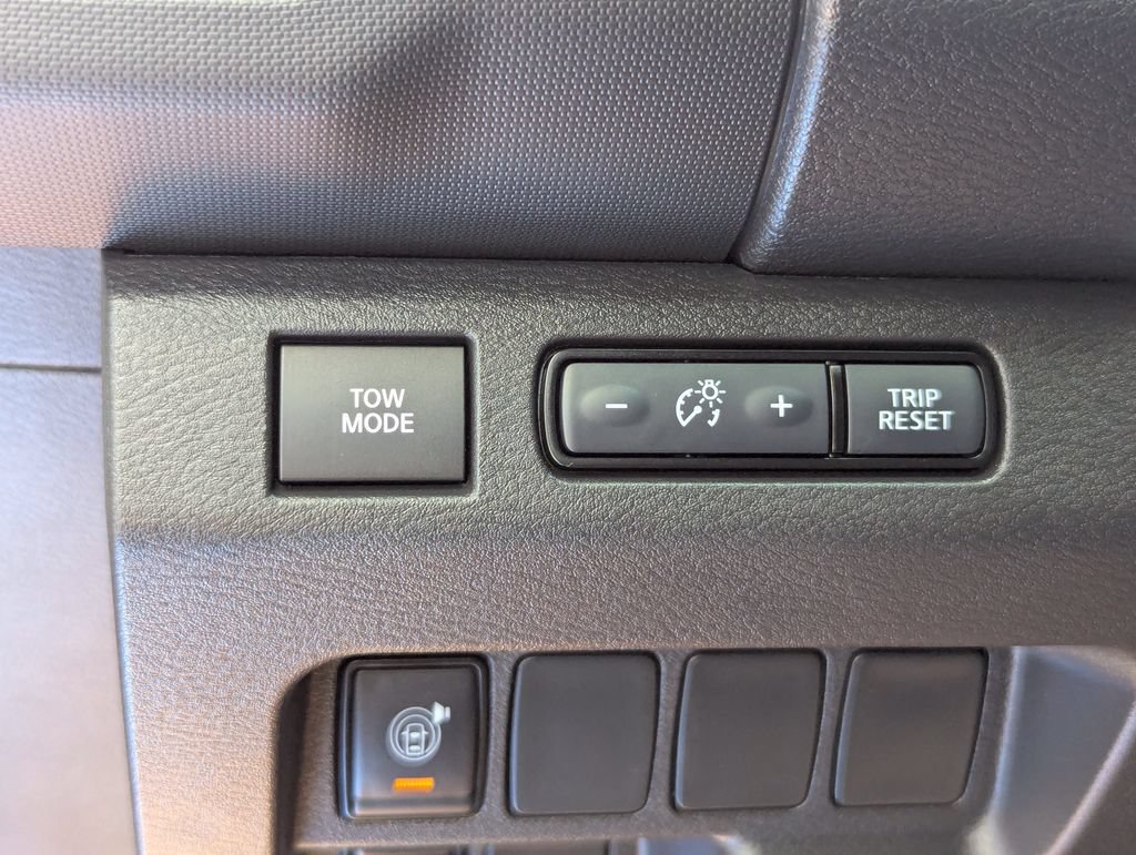 Used 2024 Nissan Frontier Pro-X w/ Technology Package RWD image 25