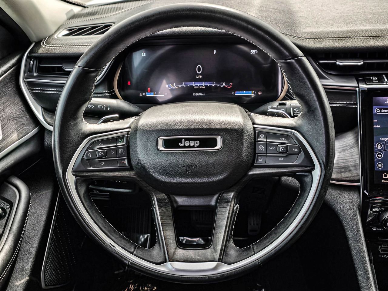 Used 2022 Jeep Grand Cherokee Limited image 26